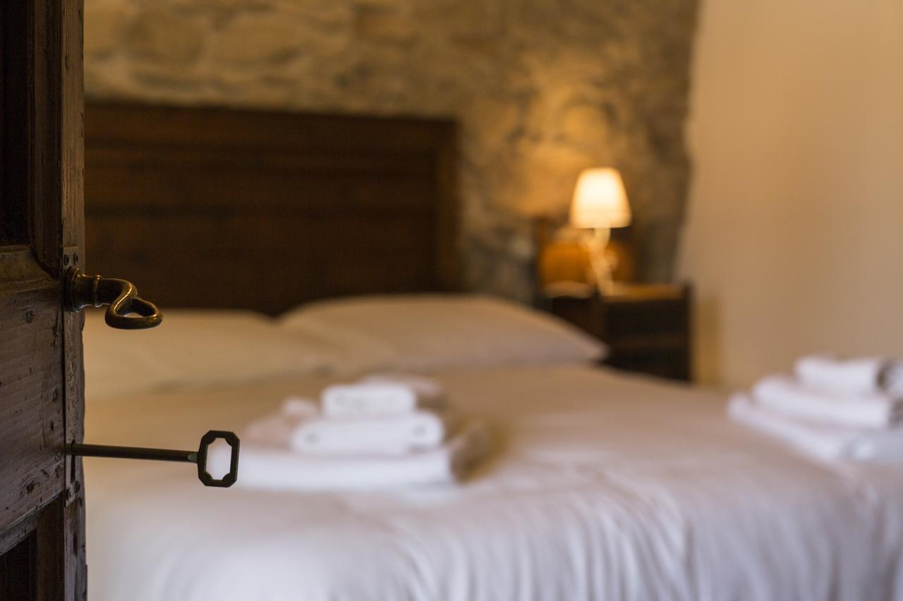 Bed and Breakfast Cortis Antigas Gesturi Exterior foto